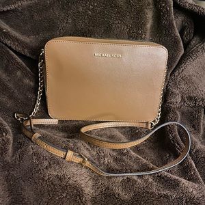 Michael Kors Jet Set Large East West  Crossbody